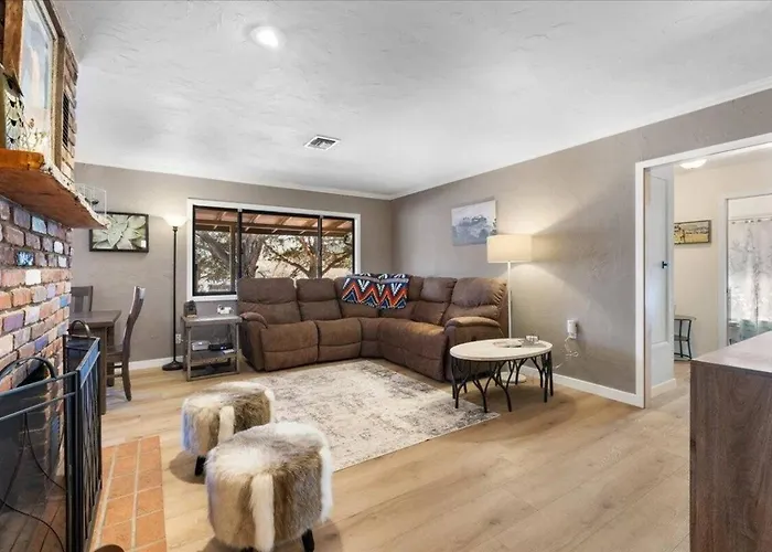 New! Retreat W/ Stargazing Pad, Bocce, Spa! * Sedona