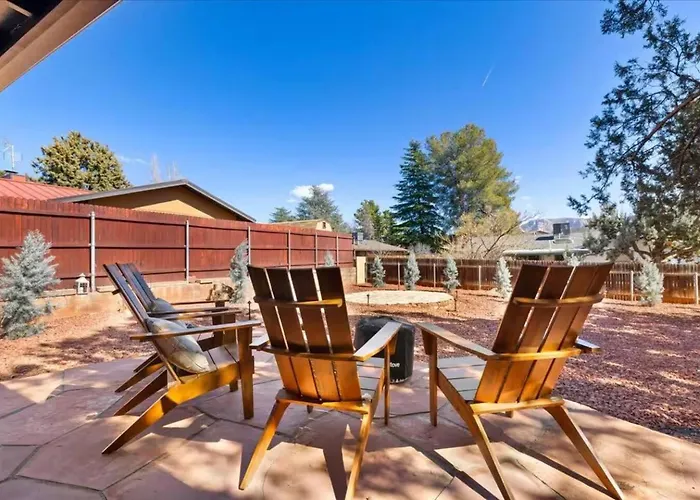 New! Retreat W/ Stargazing Pad, Bocce, Spa! Sedona